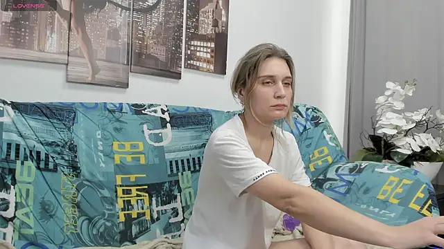 Tenderly_Sophie's cam snapshot