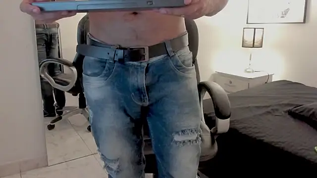 johan_miller0's cam snapshot