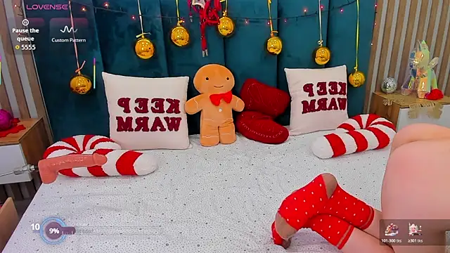 Emilly_Hart's cam snapshot