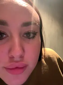 KiraSunshine live sex cam