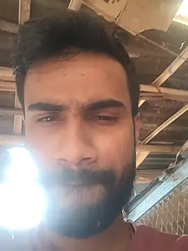 Skinny_Bigass_23's cam snapshot