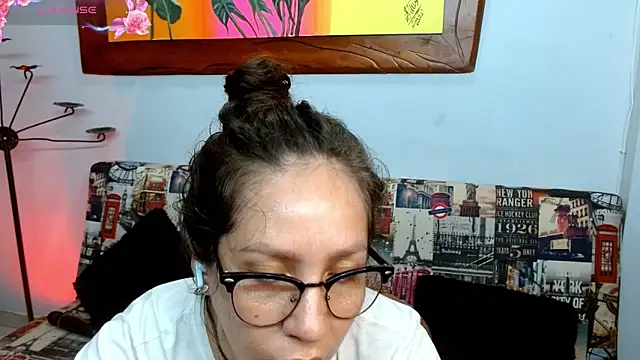 naihroby's cam snapshot