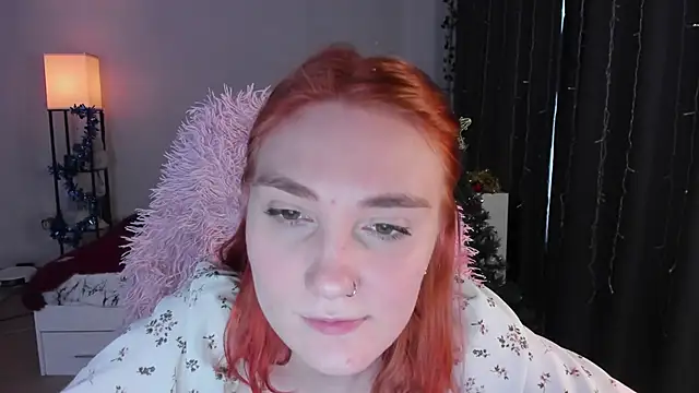 ReddHotPipper's cam snapshot