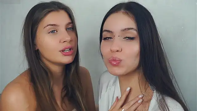 vivid_girls_vg's cam snapshot