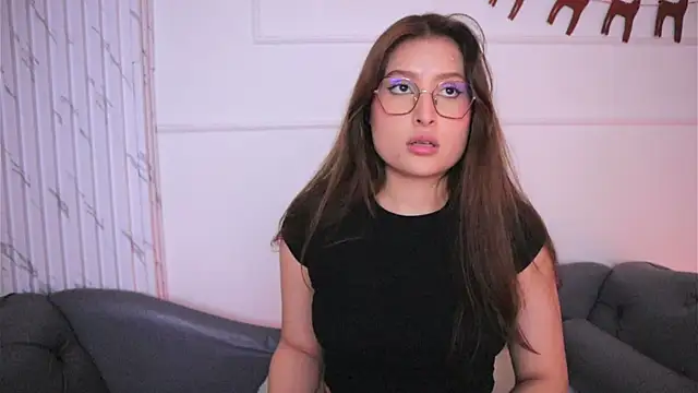 Daisha_Riley's cam snapshot