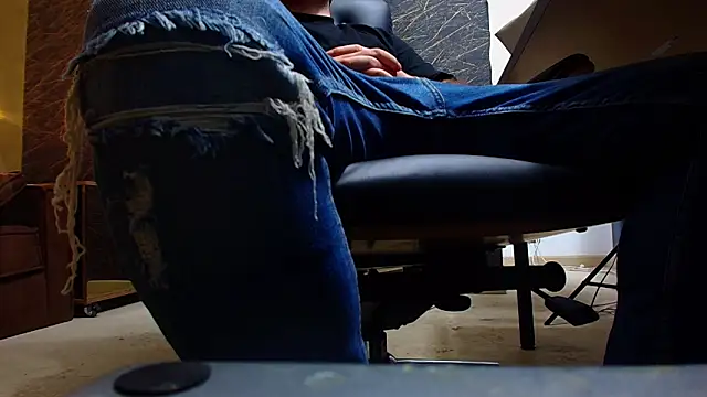 JoshKnights's cam snapshot