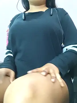 Ananya_34's cam snapshot