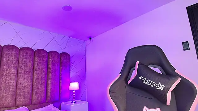 Fluffy_Bubble21 live sex cam