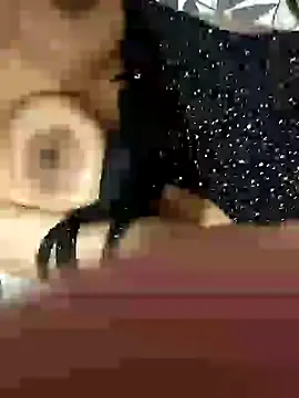 Paulacaliente23's cam snapshot