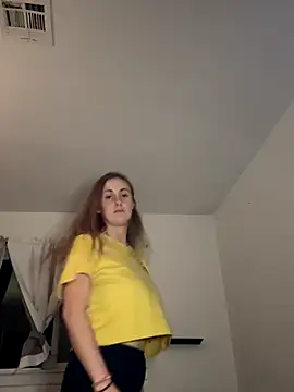 ClumsyLink live sex cam