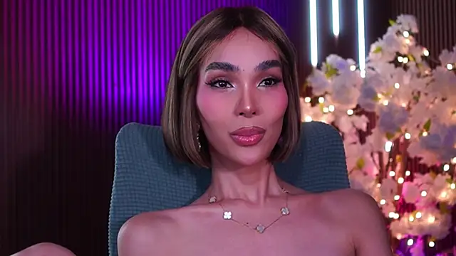 xxforyoureyesonlyxx live sex cam