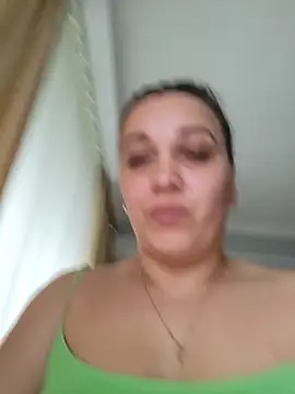 PalomaDesireee live sex cam