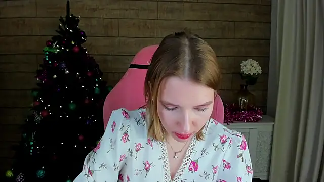 LiliLinn live sex cam