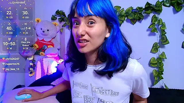 tati_cardenas's cam snapshot