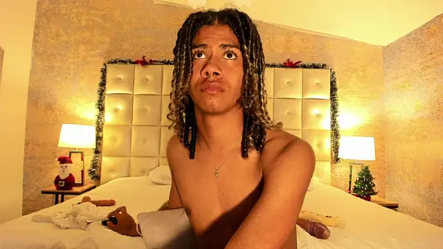 Maxim-Walker live sex cam