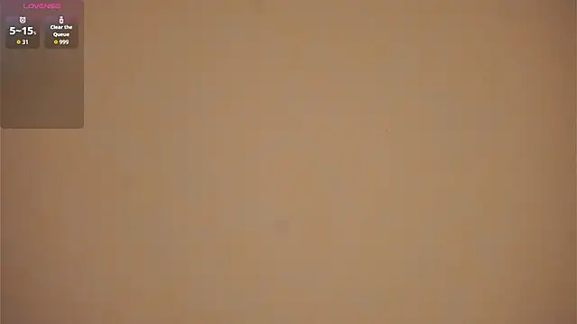 LorrieWilcinski's cam snapshot