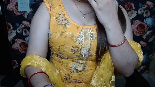 green_girl's cam snapshot