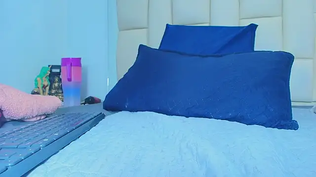 mss_mar's cam snapshot