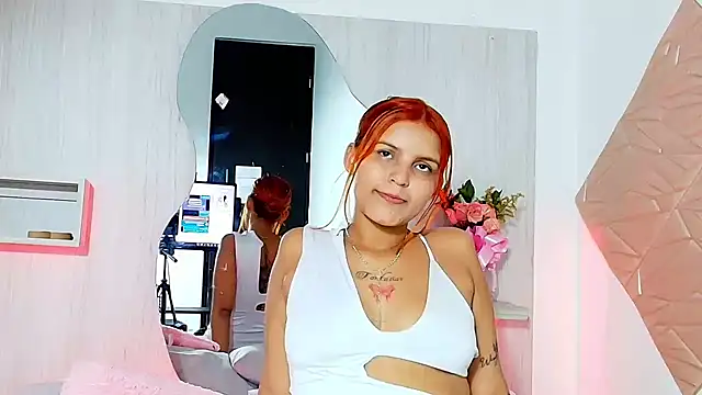 ZaraRousse live sex cam