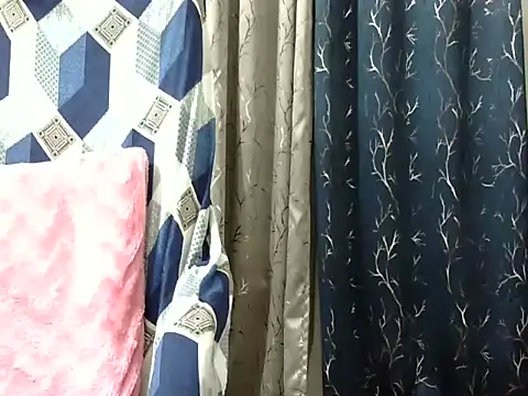 Riva_arora01's cam snapshot