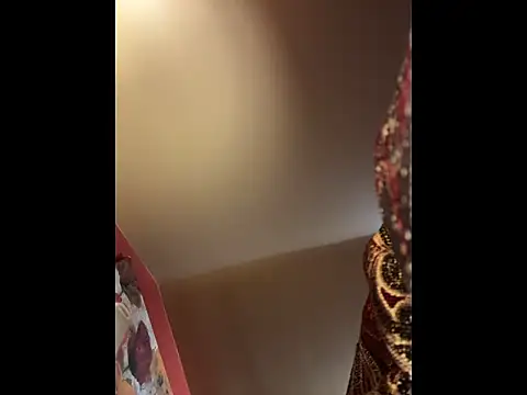 DILFiGuess1's cam snapshot