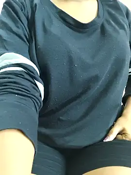 Ananya_34's cam snapshot