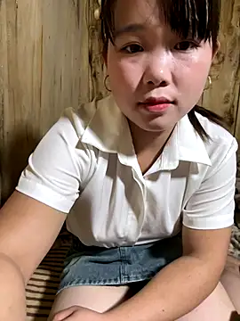 love_pusy09's cam snapshot