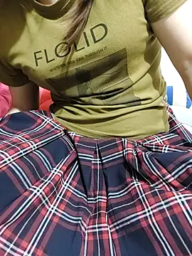 Emma2025_'s cam snapshot