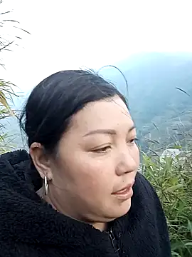 sary-hot2x's cam snapshot