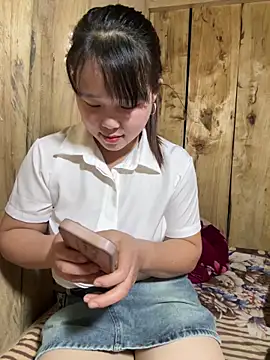 love_pusy09's cam snapshot