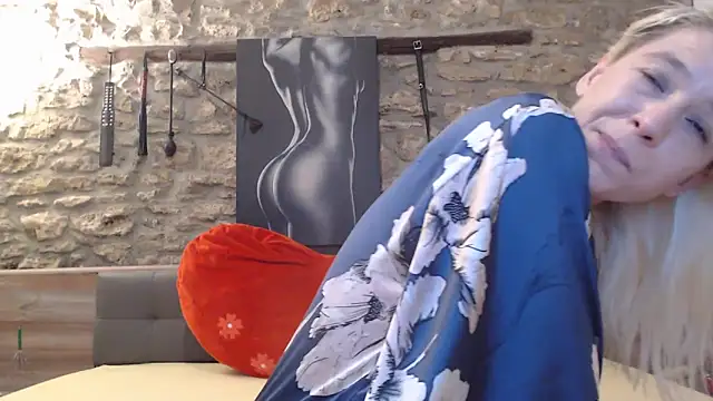 Naschkatze01 live sex cam