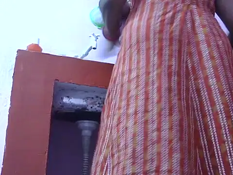 Pooja-suman's cam snapshot