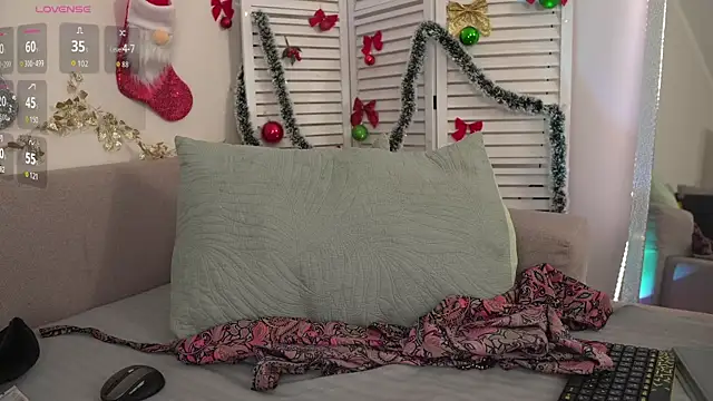 Amber_Foks's cam snapshot