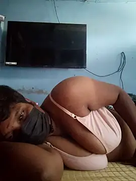 divyatamil143's cam snapshot