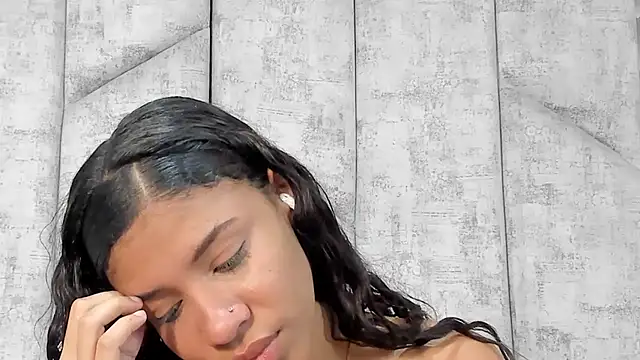 AshleyHill2's cam snapshot