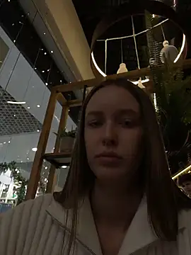 ElliRose live sex cam