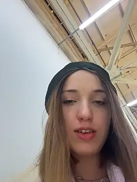 DollyTall live sex cam