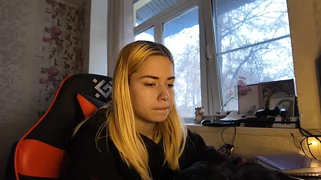 Witching_Moon's cam snapshot