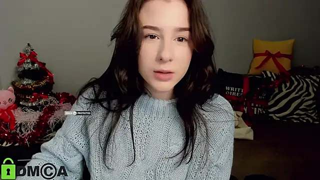 MoonShineShine's cam snapshot