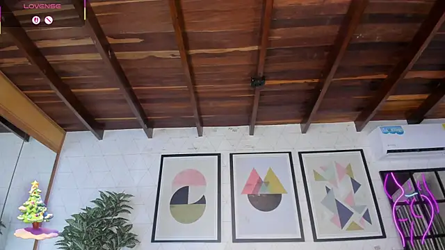 MiaKay1's cam snapshot