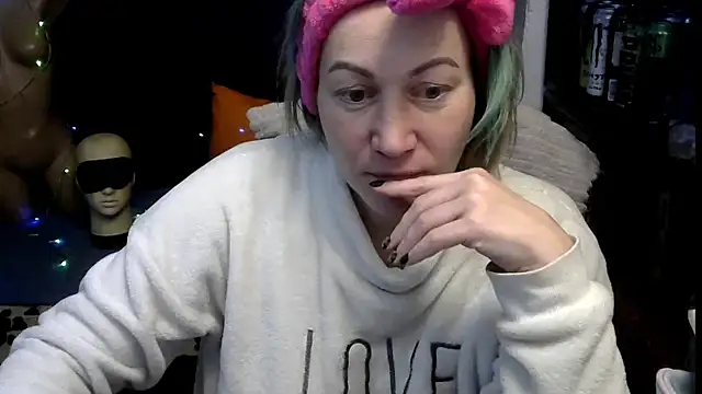 wLESLYMOSw's cam snapshot