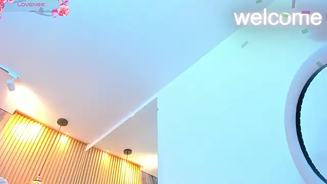 ella_harper's cam snapshot