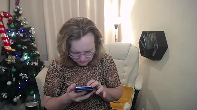 VestaWoody's cam snapshot