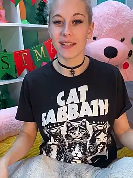 TheRealJessyLey's cam snapshot