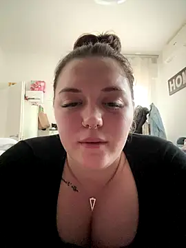 lillymalefica's cam snapshot