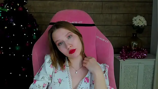 LiliLinn live sex cam