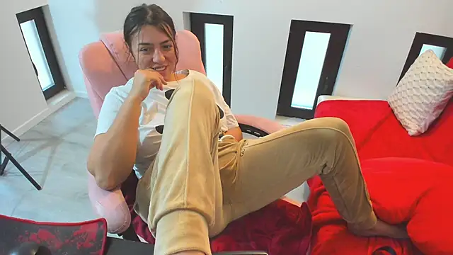 Dyana_Kaylinn's cam snapshot