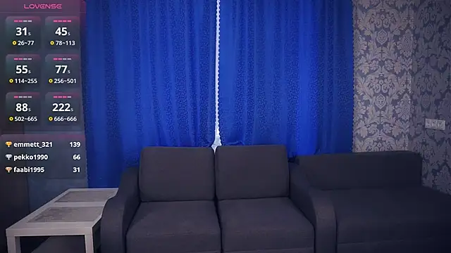 KarlynGow's cam snapshot