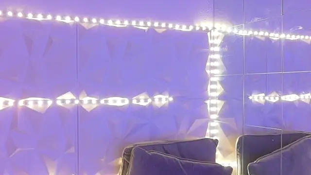 Aishha_'s cam snapshot