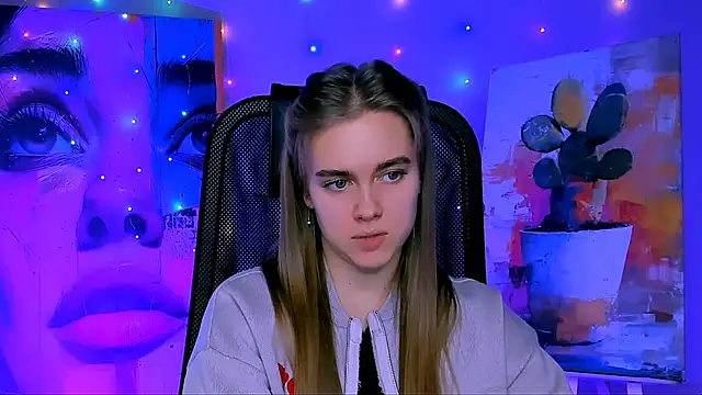 JuneWoods's cam snapshot